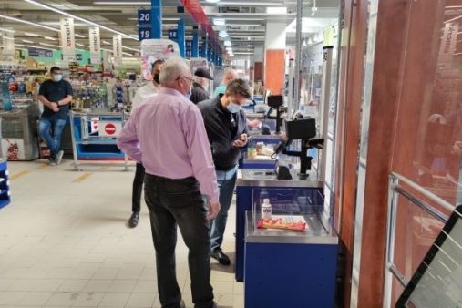 Remarkt a introdus în hypermarketurile din Oradea și Arad primele 12 sisteme self-checkout produse de compania Magister în România