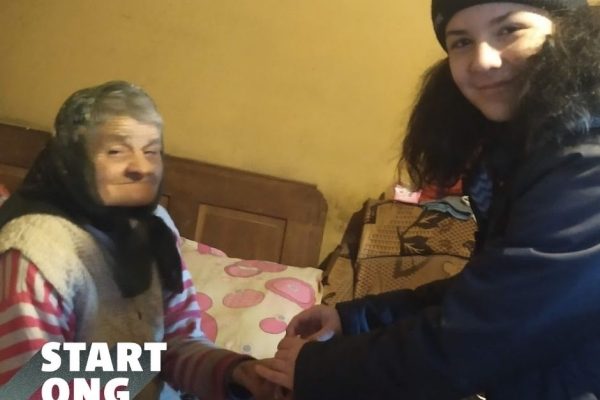 Ajutor de Crăciun pentru bătrânii singuri