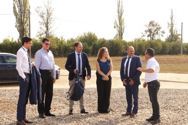 Stațiunea de Cercetare Dezvoltare pentru Pomicultură Băneasa a primit în data de 13.09.2023 vizita primei misiuni de evaluare a aderării României la OCDE în domeniul agriculturii